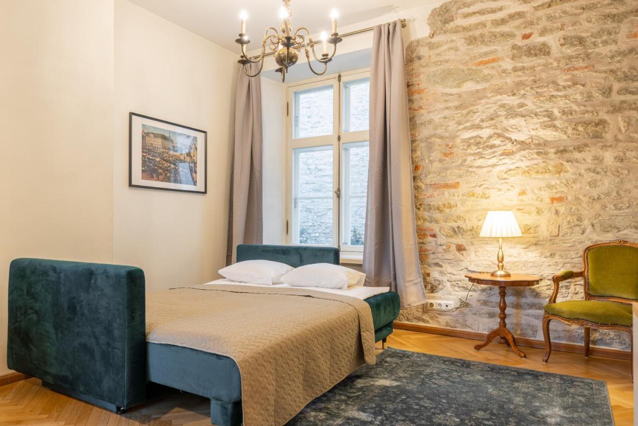 Old Town - Viru Gate Apartment Reval Esterno foto