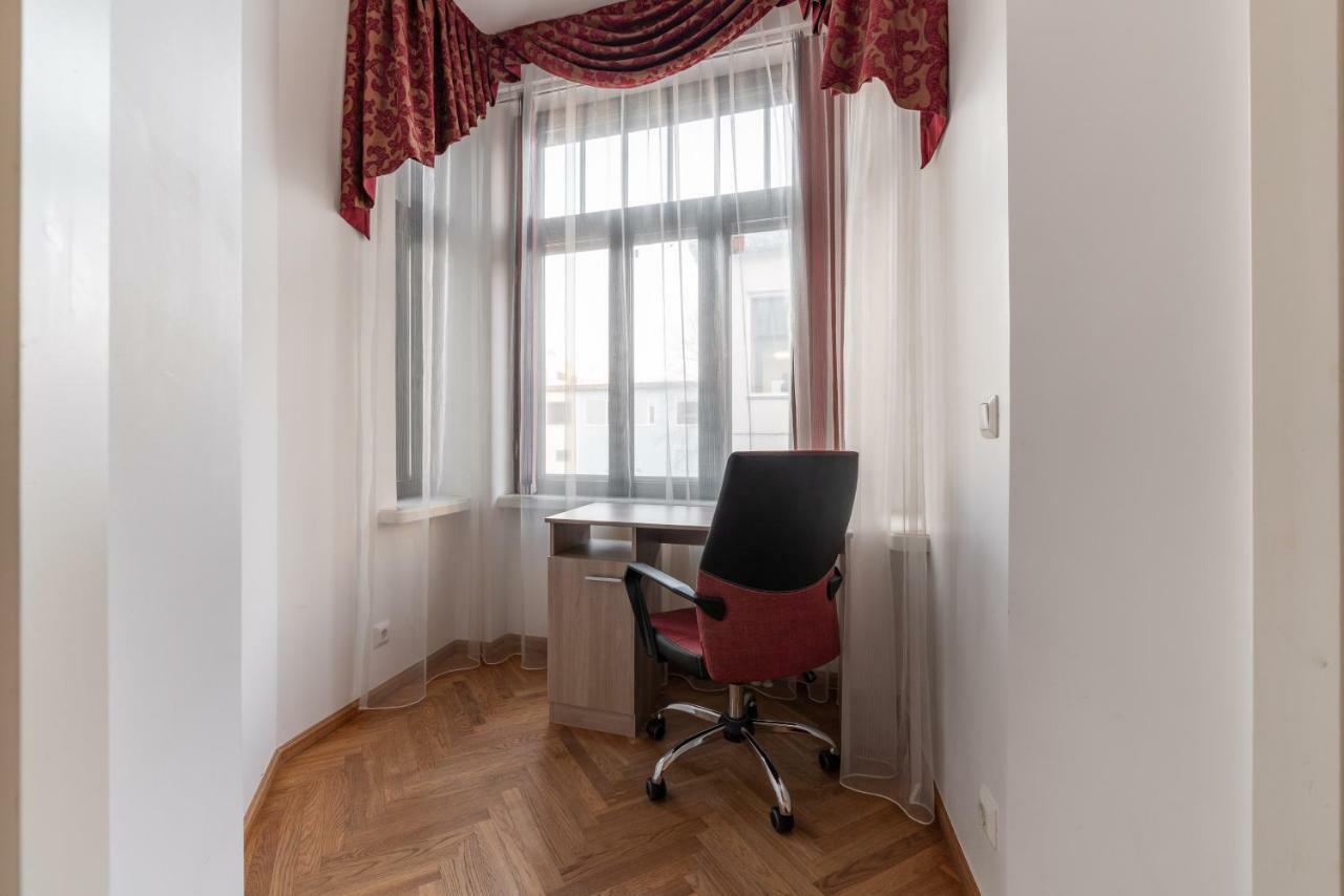 Old Town - Viru Gate Apartment Reval Esterno foto